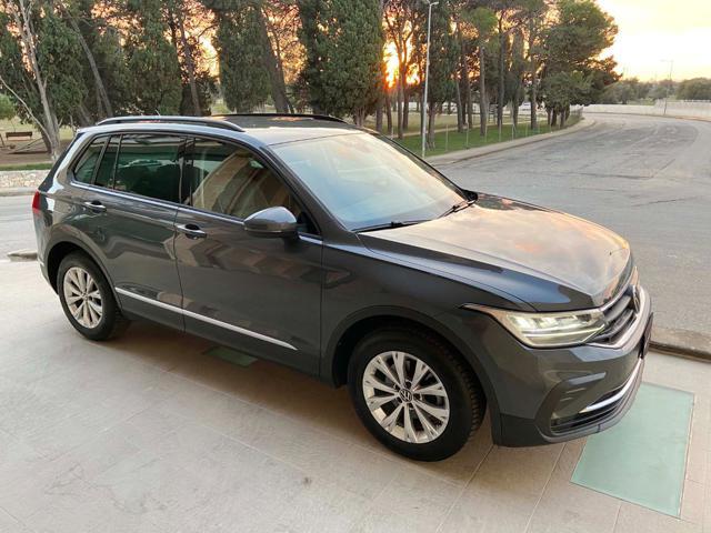 VOLKSWAGEN Tiguan 2.0 TDI 150 CV SCR DSG Life