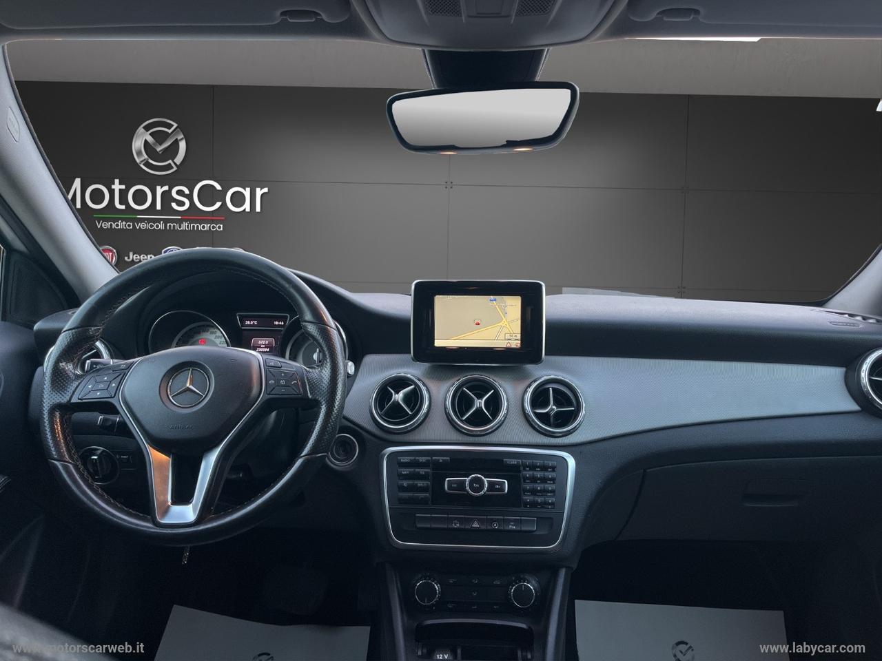 MERCEDES-BENZ GLA 200 CDI Automatic Sport