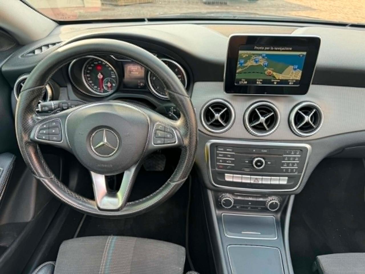 Mercedes-benz CLA 200 d S.W. Automatic Sport