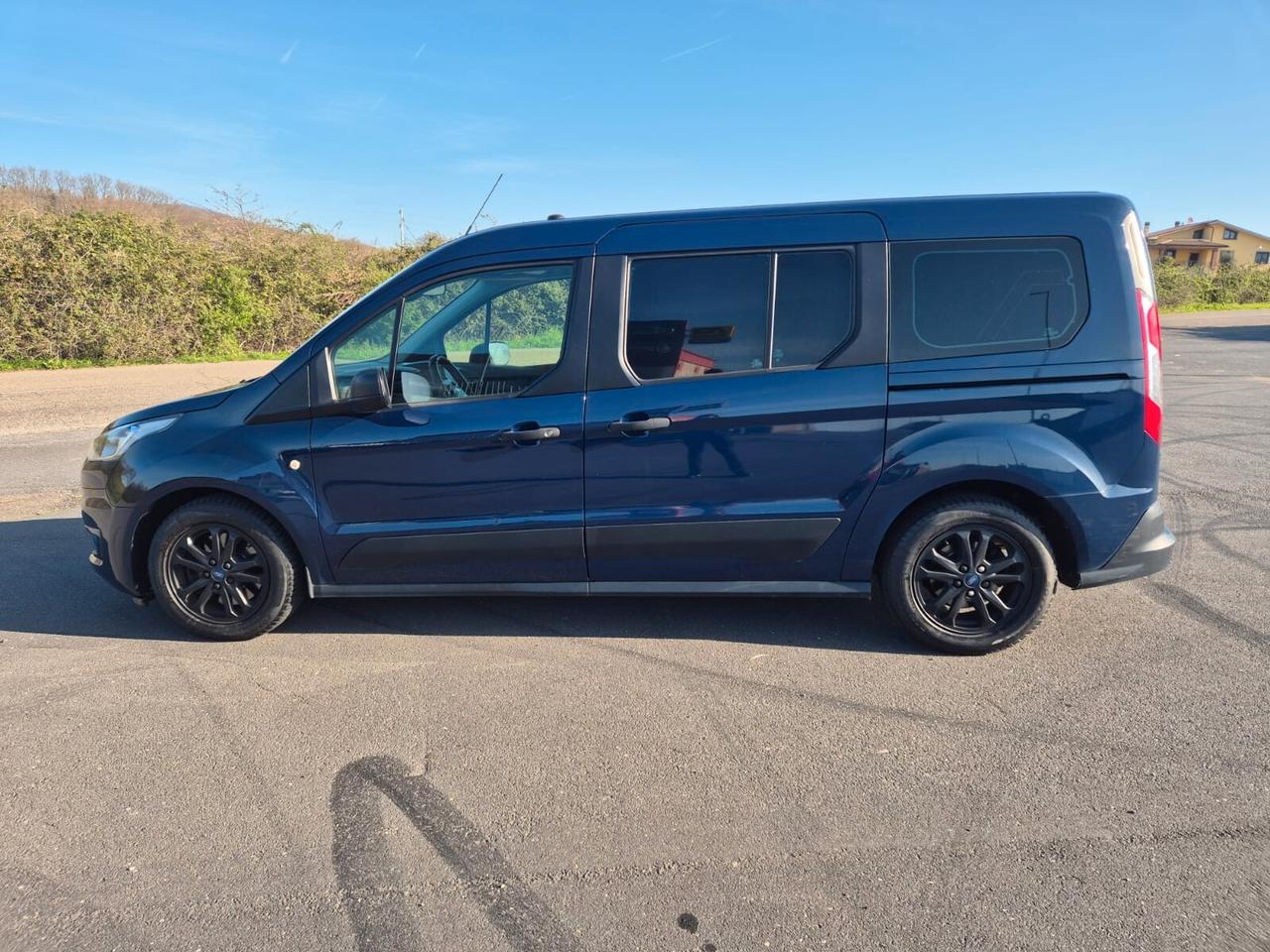 Ford Tourneo Connect Tourneo Connect 1.5 TDCi 120 CV Titanium