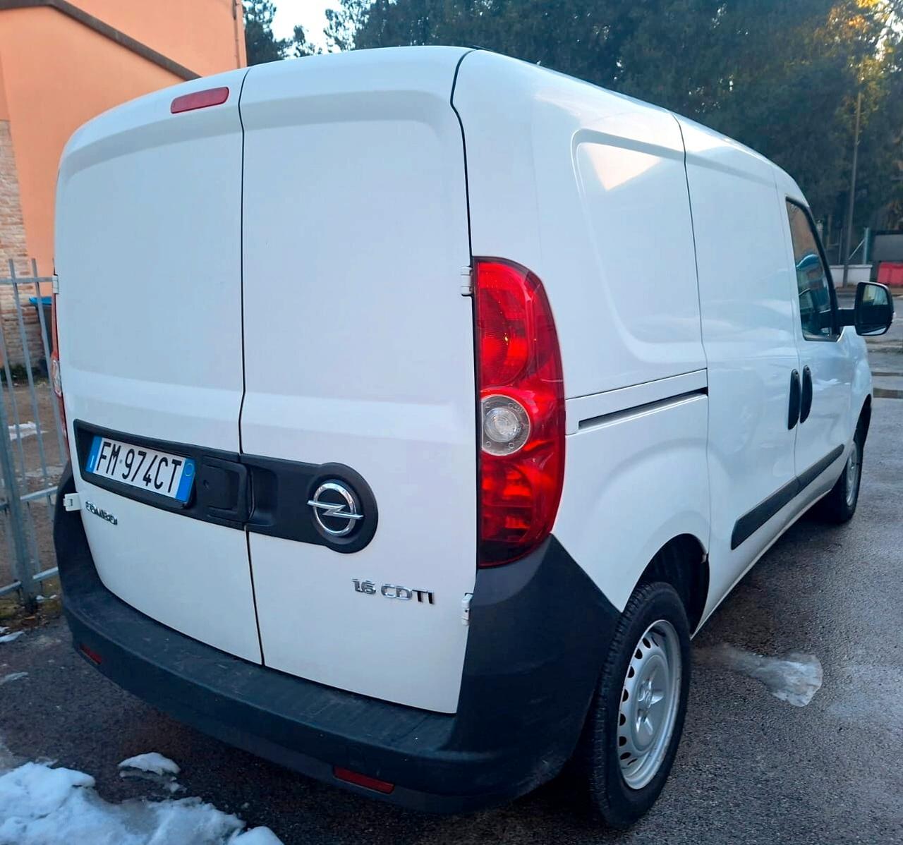 Opel Combo 1.6 Mjt 120 CV