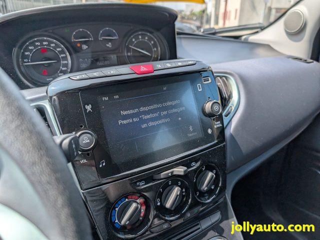 LANCIA Ypsilon 1.0 FireFly 5p S&S Hybrid Platino OK NEOPATENTATI