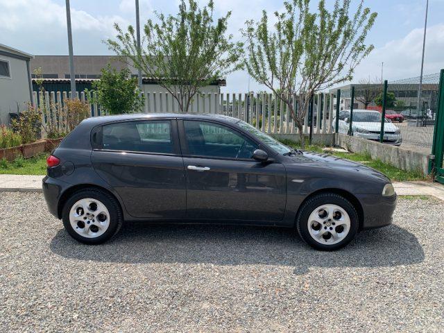 ALFA ROMEO 147 1.9 JTD (120) 5 porte Murphy&Nye