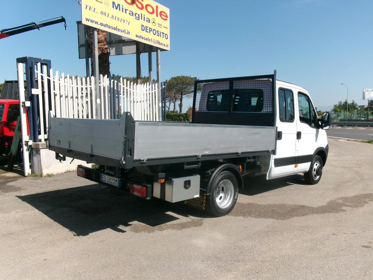 Iveco Daily 35C15 3000 150CV DOP CABINA 7POSTI RIBALTABILE TRILATERALE