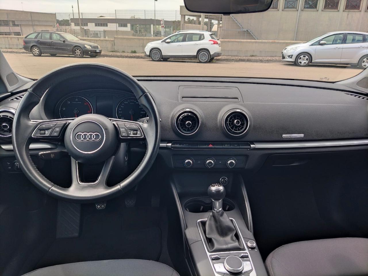 Audi A3 SPB 30 TDI Business