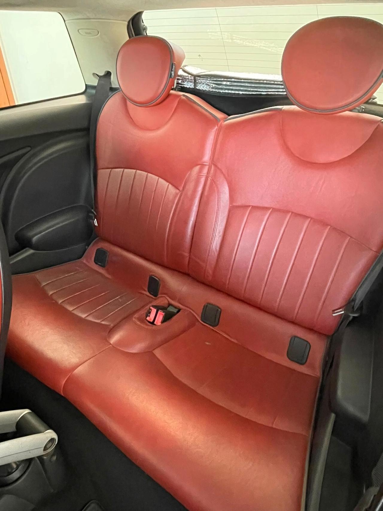 Mini 1.6 16V Cooper D