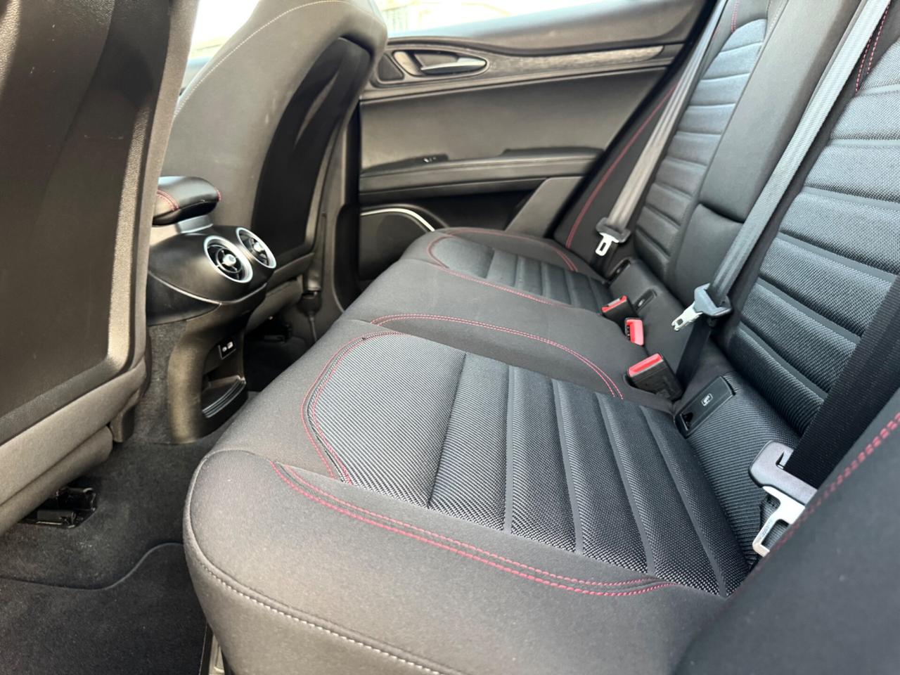 ALFA ROMEO STELVIO 2.2 190Cv AT8 Q4 - Led Navi