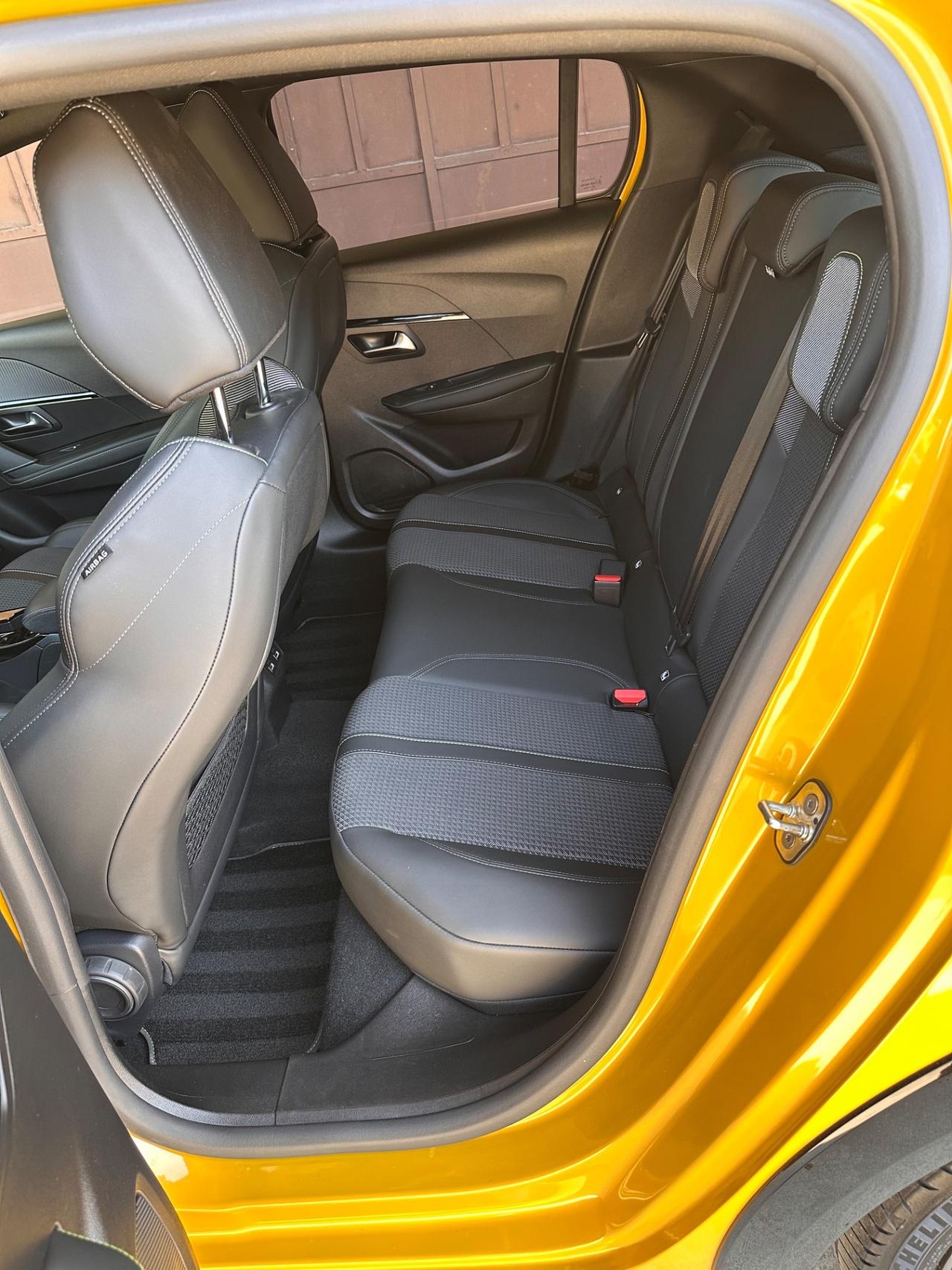 Peugeot 208 PureTech 100 Stop&Start 5 porte GT
