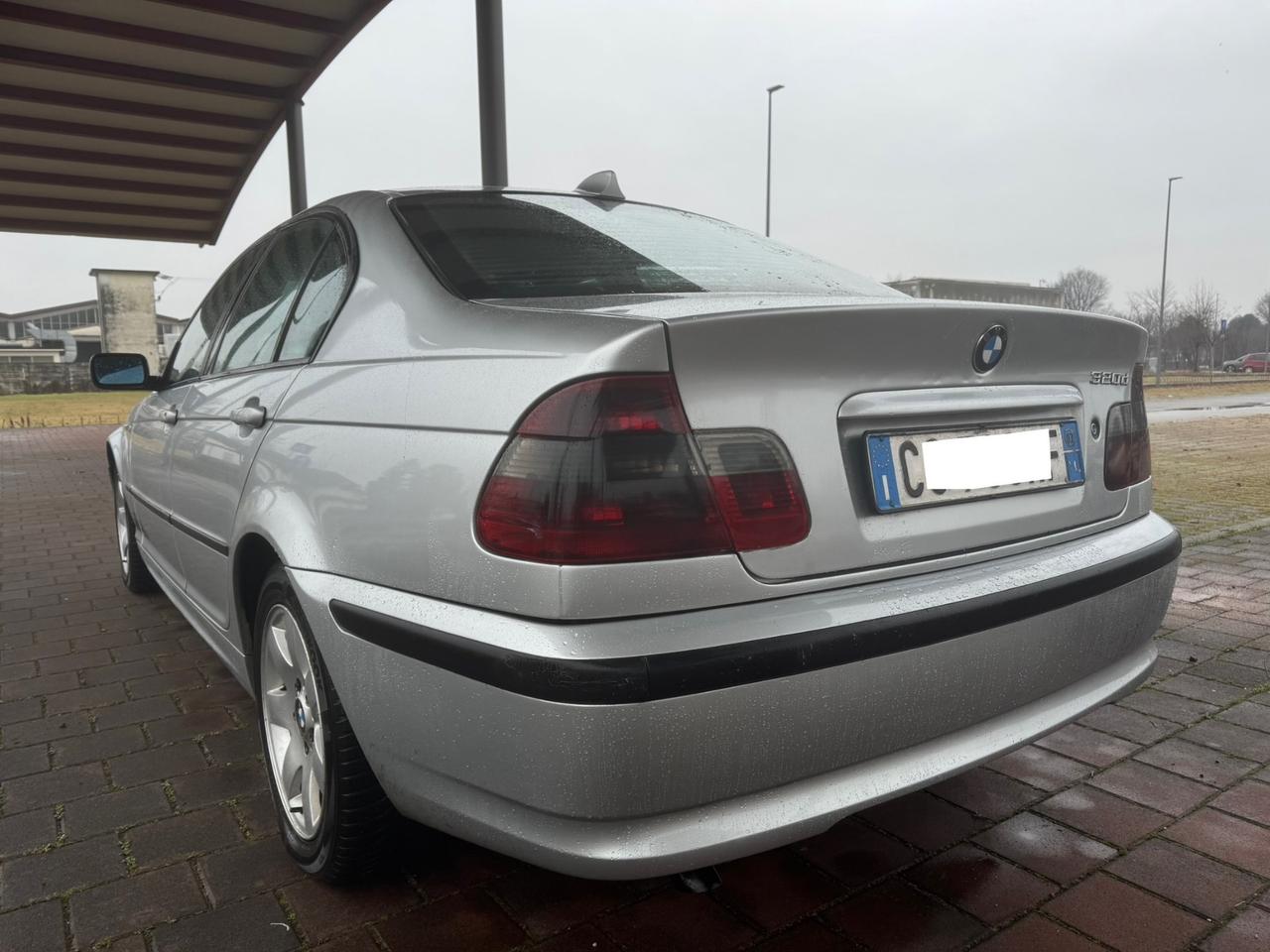 Bmw 320 320d turbodiesel cat 4 porte Futura
