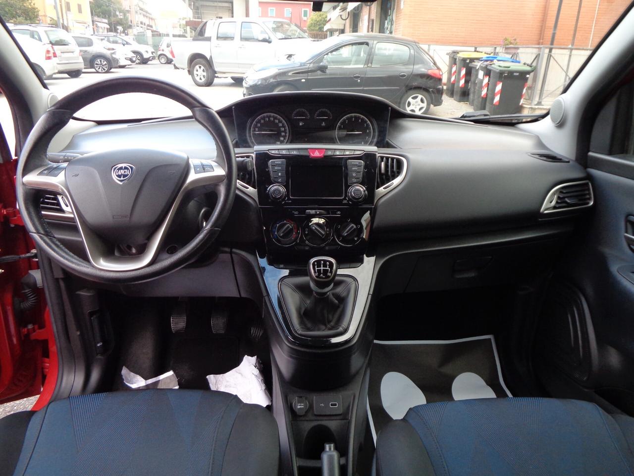 Lancia Ypsilon 1.2 69 CV 5 porte GPL Ecochic Gold