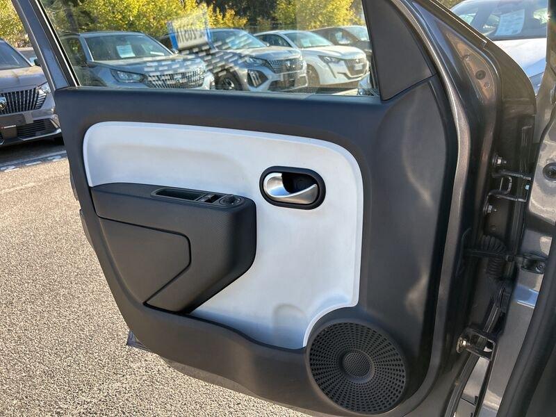 Renault Twingo III 2019 1.0 sce Duel2 65cv