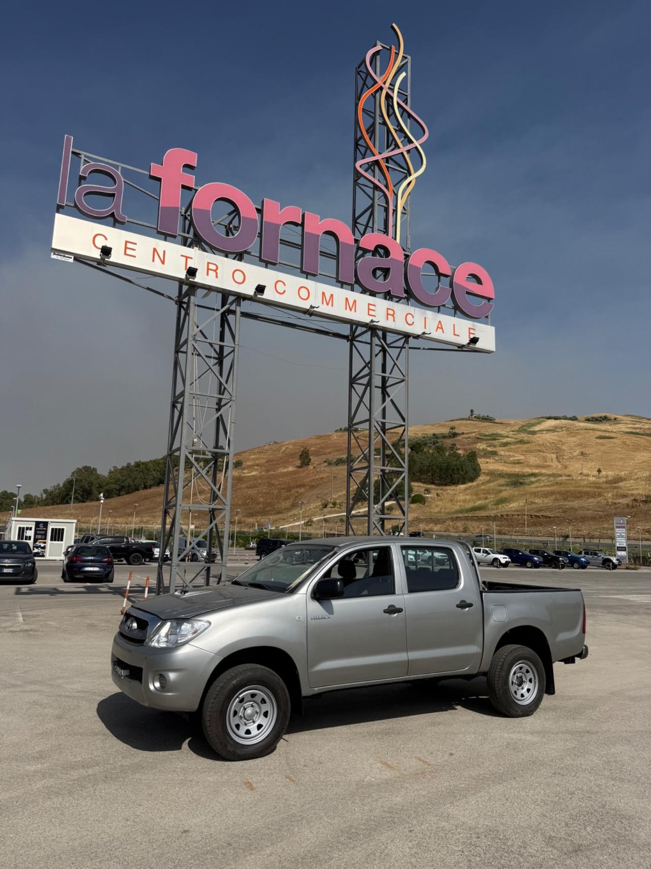 Toyota Hilux 2.5 D-4D 4WD 2p. Extra Cab DLX
