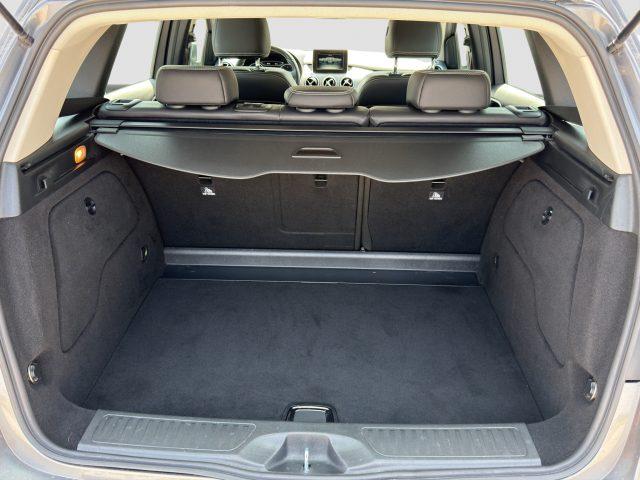 MERCEDES-BENZ CLA sse B B 180 d Automatic Sport