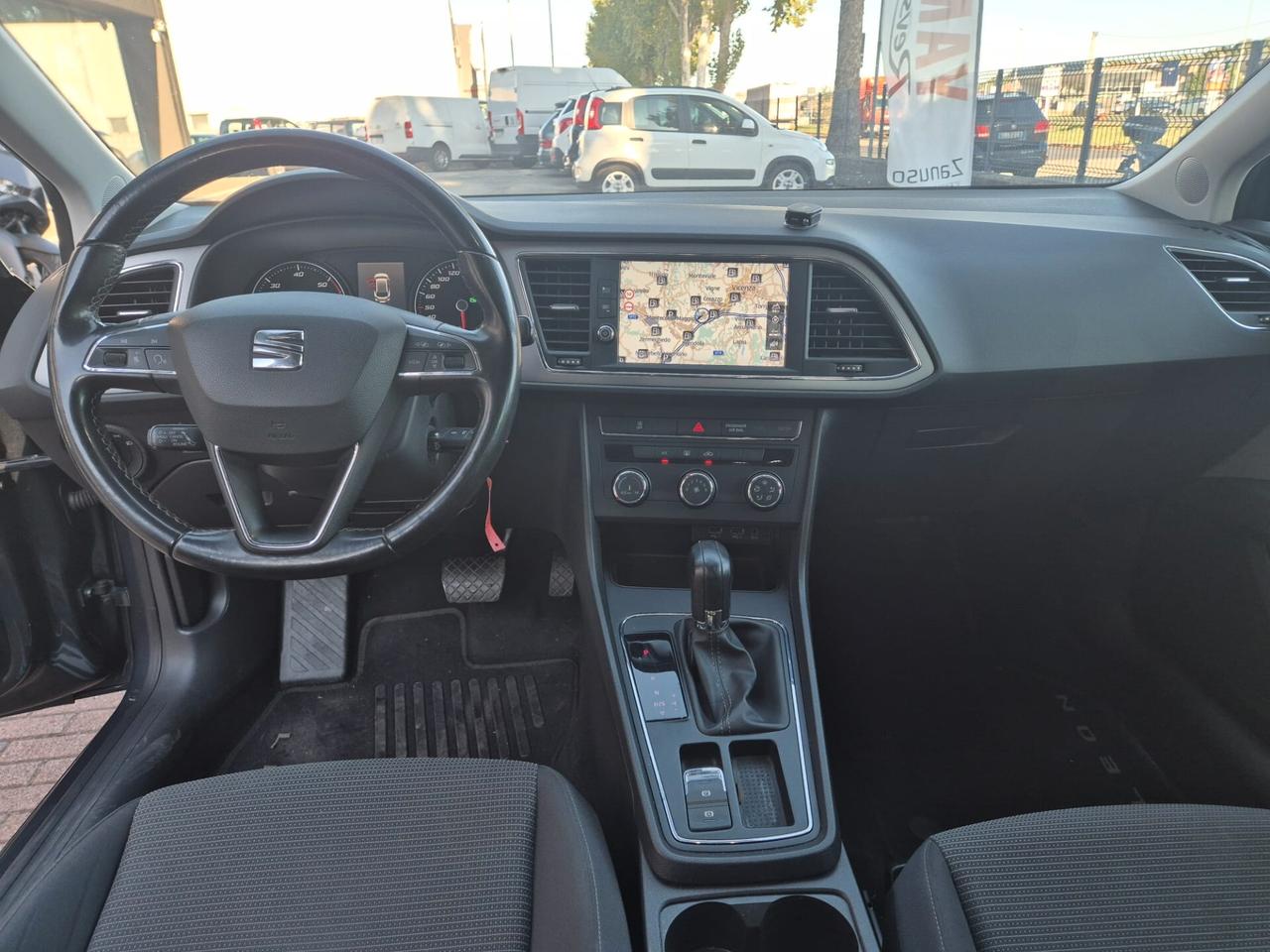 Seat Leon 1.6 TDI DSG ST Business E6D -- OK Neopat.!!