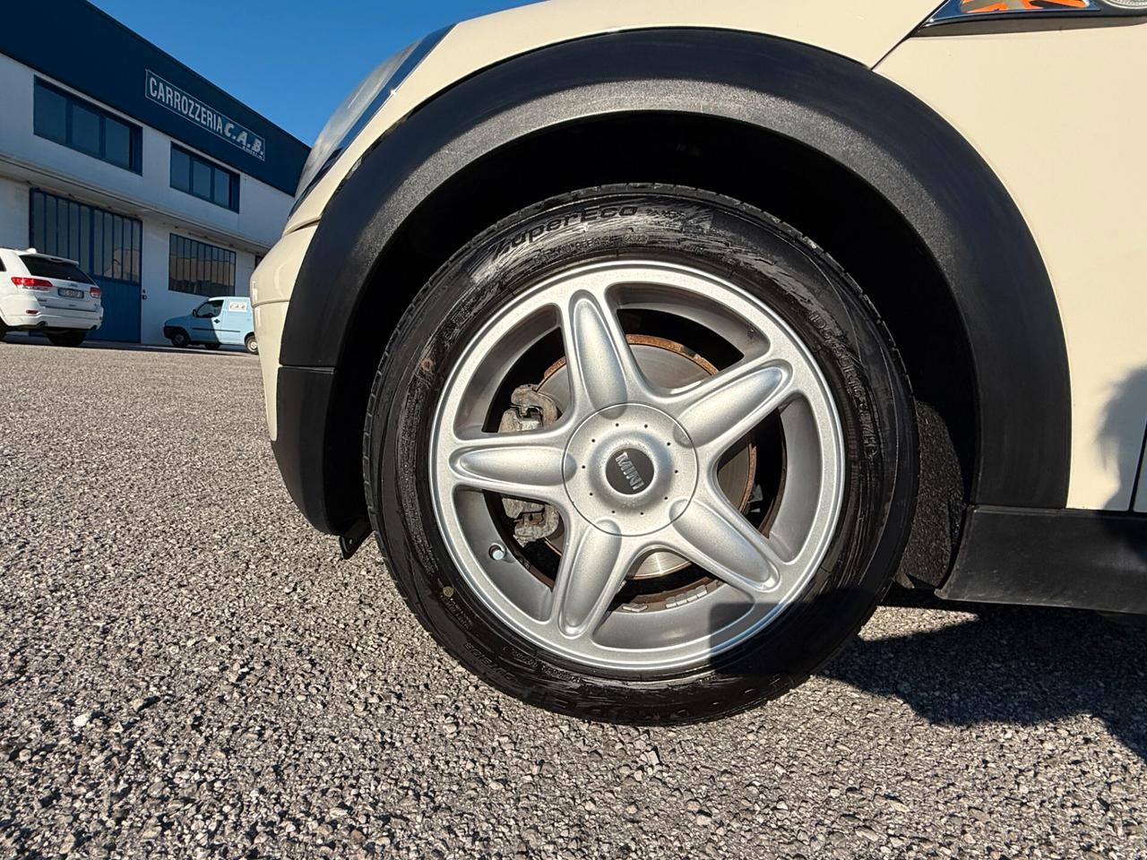 Mini 1.6 16V One (55kW)