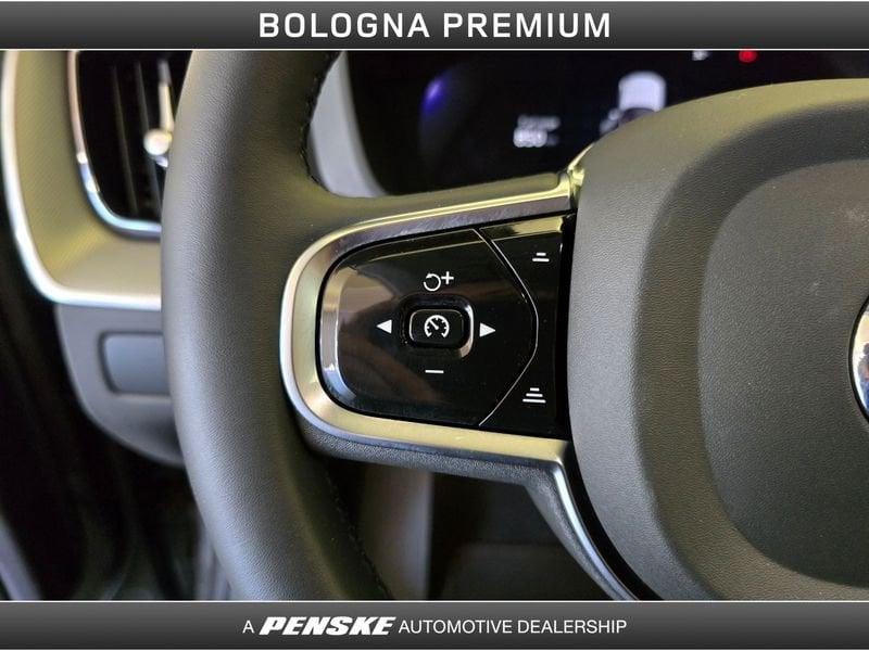 Volvo XC60 XC60 B4 automatico Plus Dark