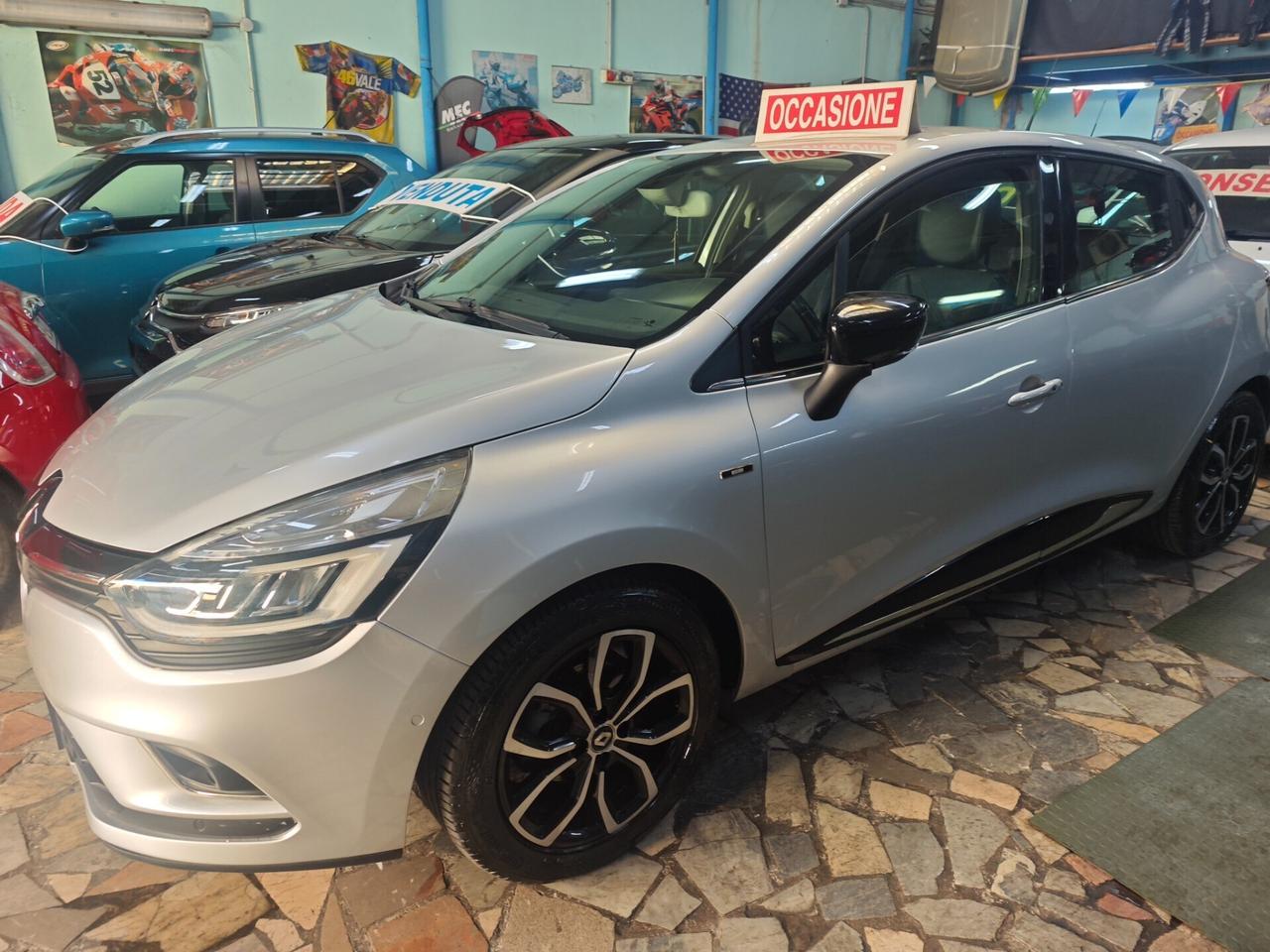 Renault Clio dCi 8V 90 CV 5 porte Moschino Intens