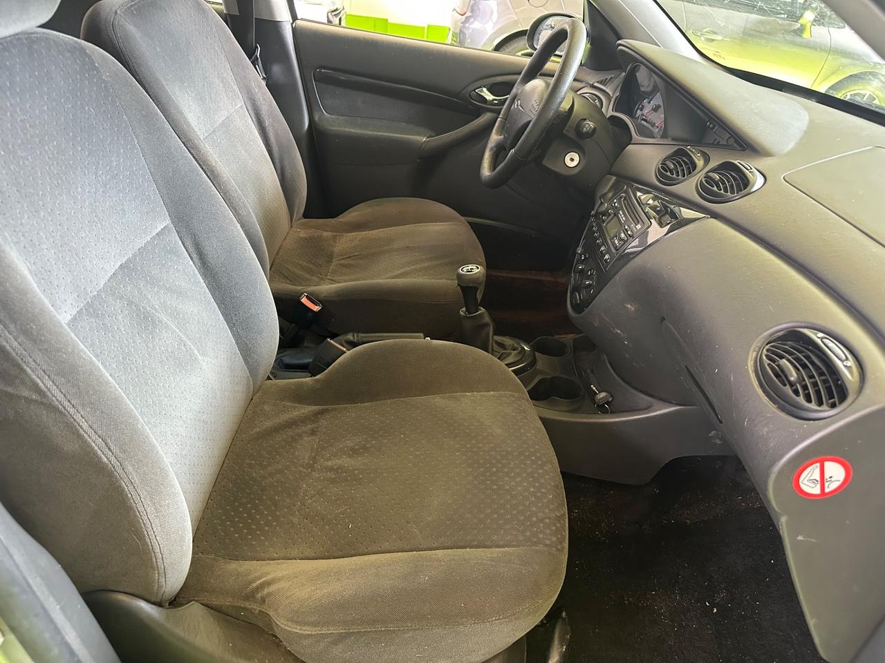 Ford Focus 1.6i 16V cat 5p. Ghia GPL