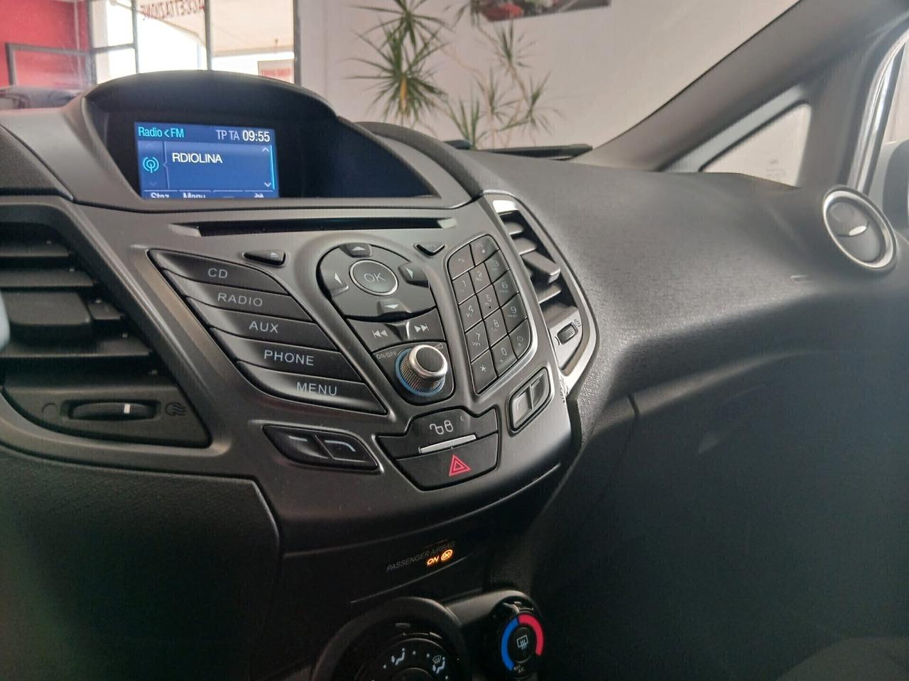 Ford Fiesta 1.2 BENZINA 60 CV - UNICO PROPRIETARIO