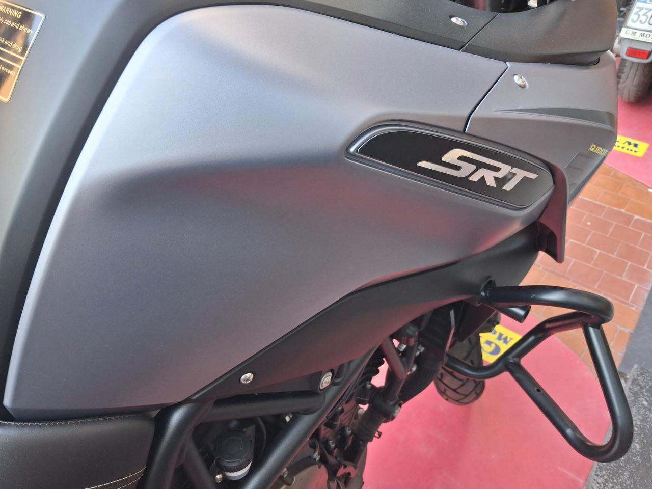 Qj Motor SRT 700 ABS + TCS