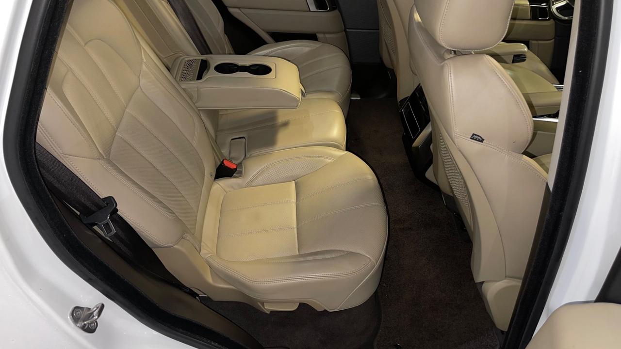 Land Rover Range Sport 3.0 TDV6 HSE Dynamic