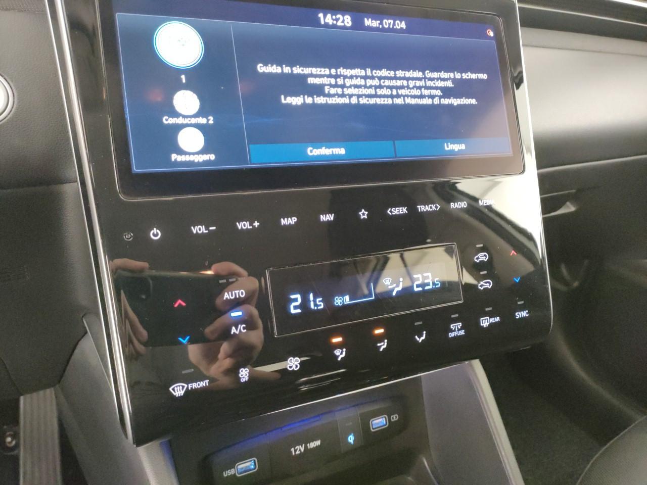 HYUNDAI Tucson 1.6 crdi Xline 2wd