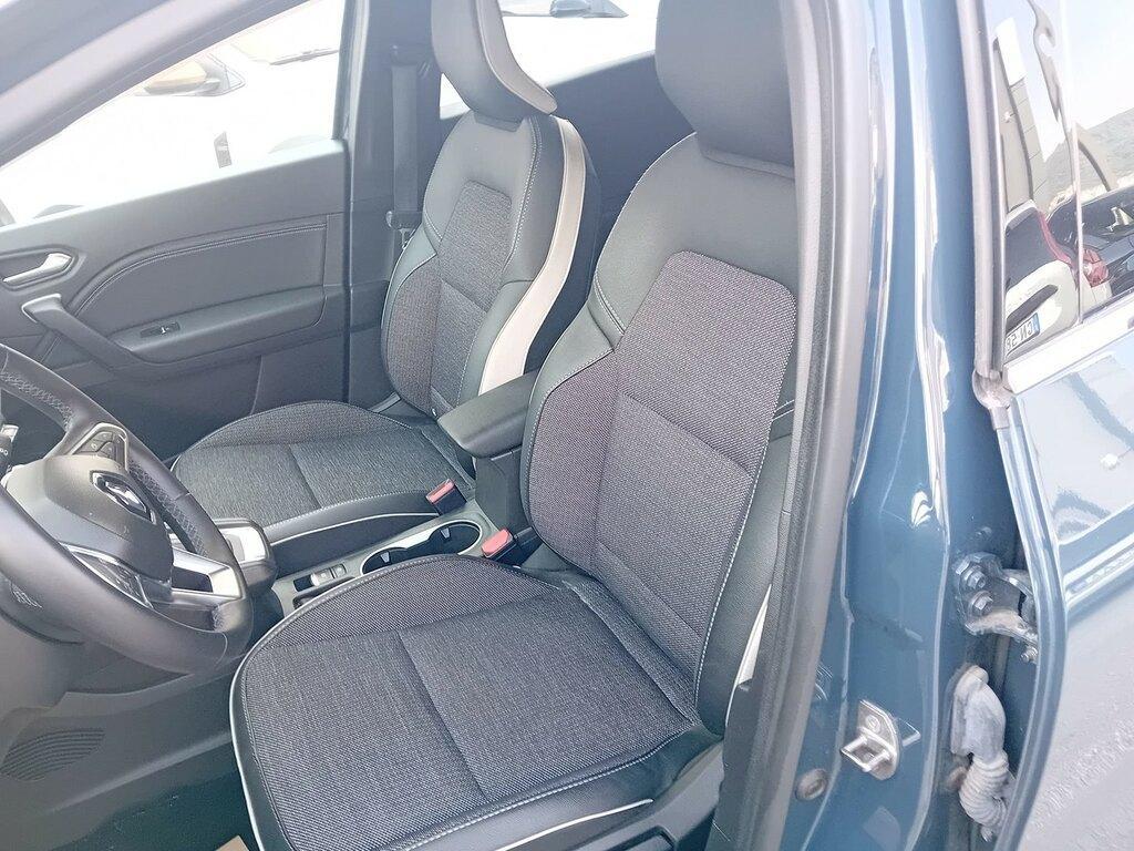 Renault Captur 1.6 Hybrid Techno E-Tech Auto