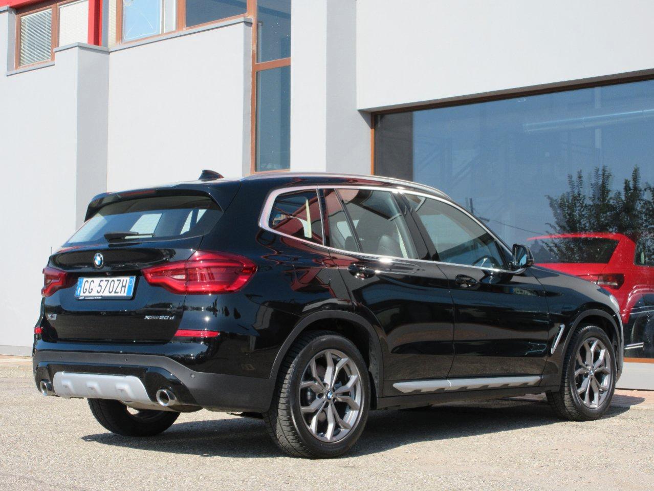 BMW X3 xDrive20d mhev 48V xLine auto