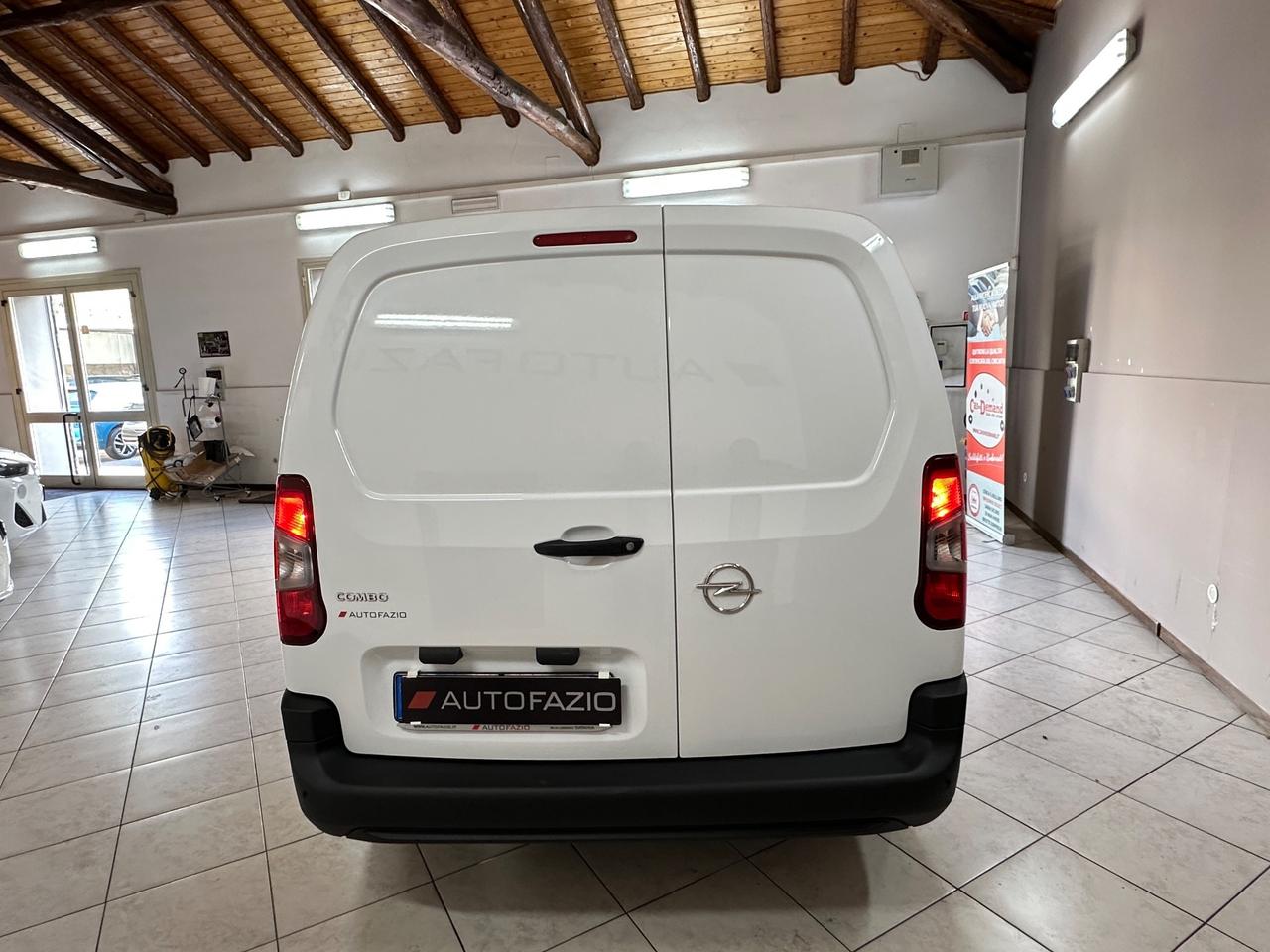 Opel Combo Cargo XL 1.5 Diesel 100CV PL 950kg Essentia