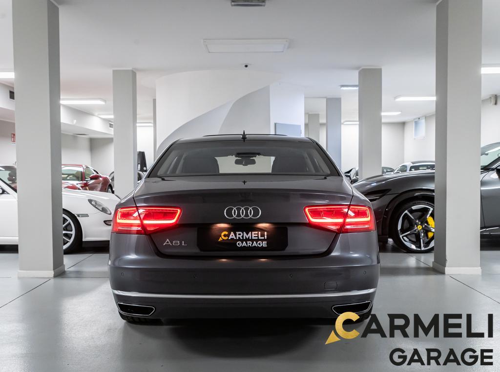 Audi A8 III 2013 L 6.3 W12 quattro tiptronic