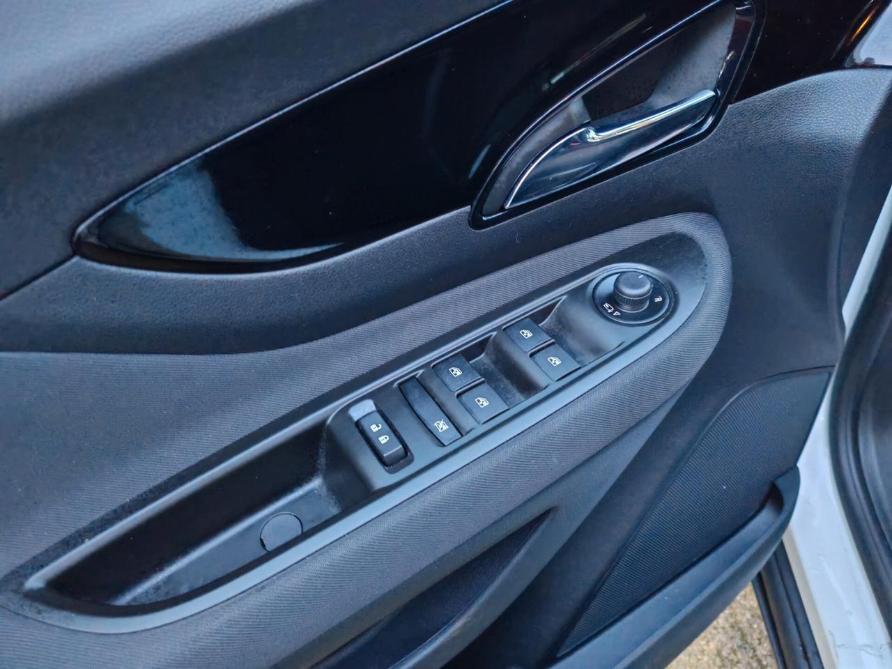 Opel Mokka X 1.6 diesel 03/2017 Cv136