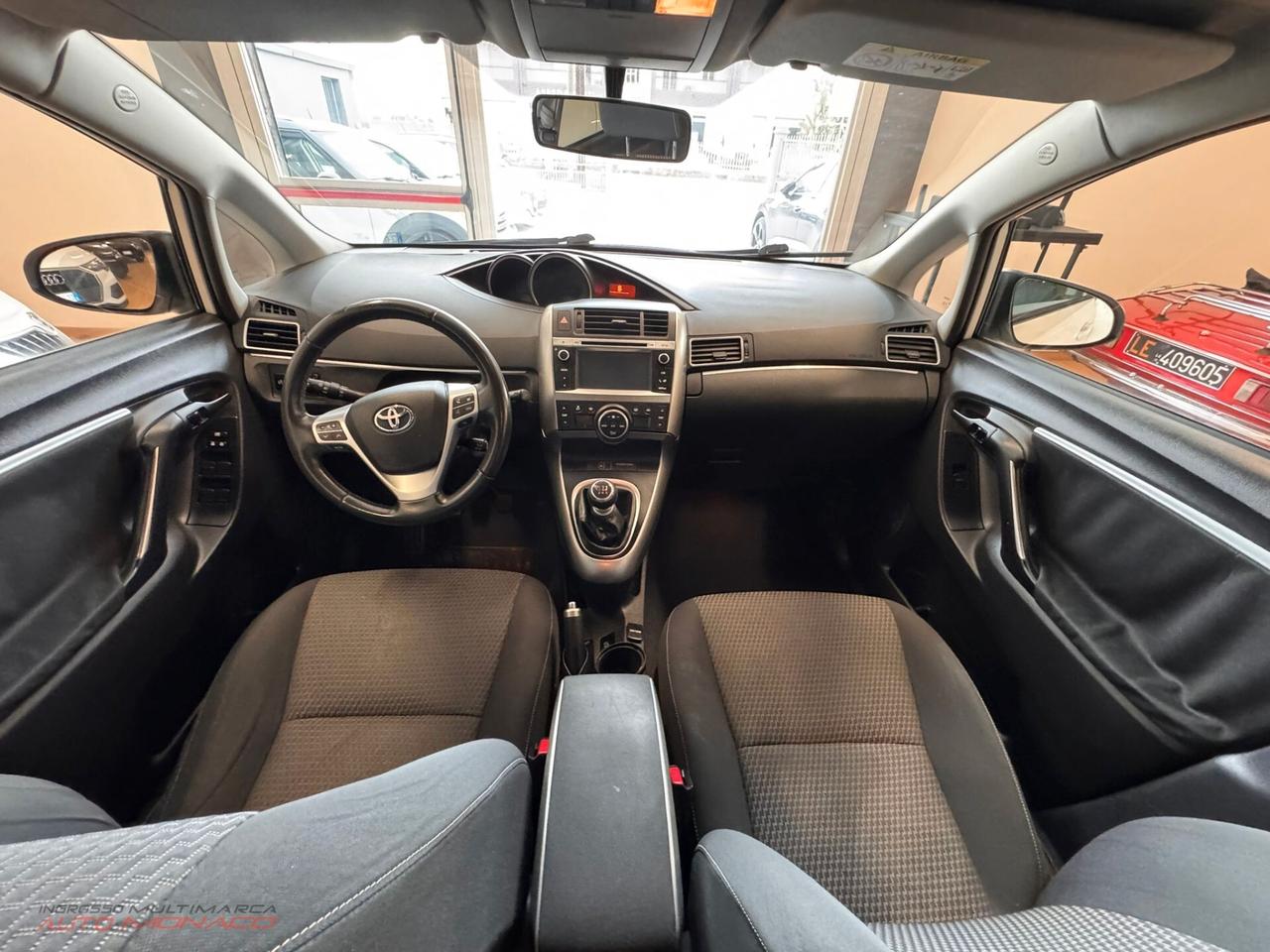 Toyota Verso 1.6 D-4D 110cv 2015