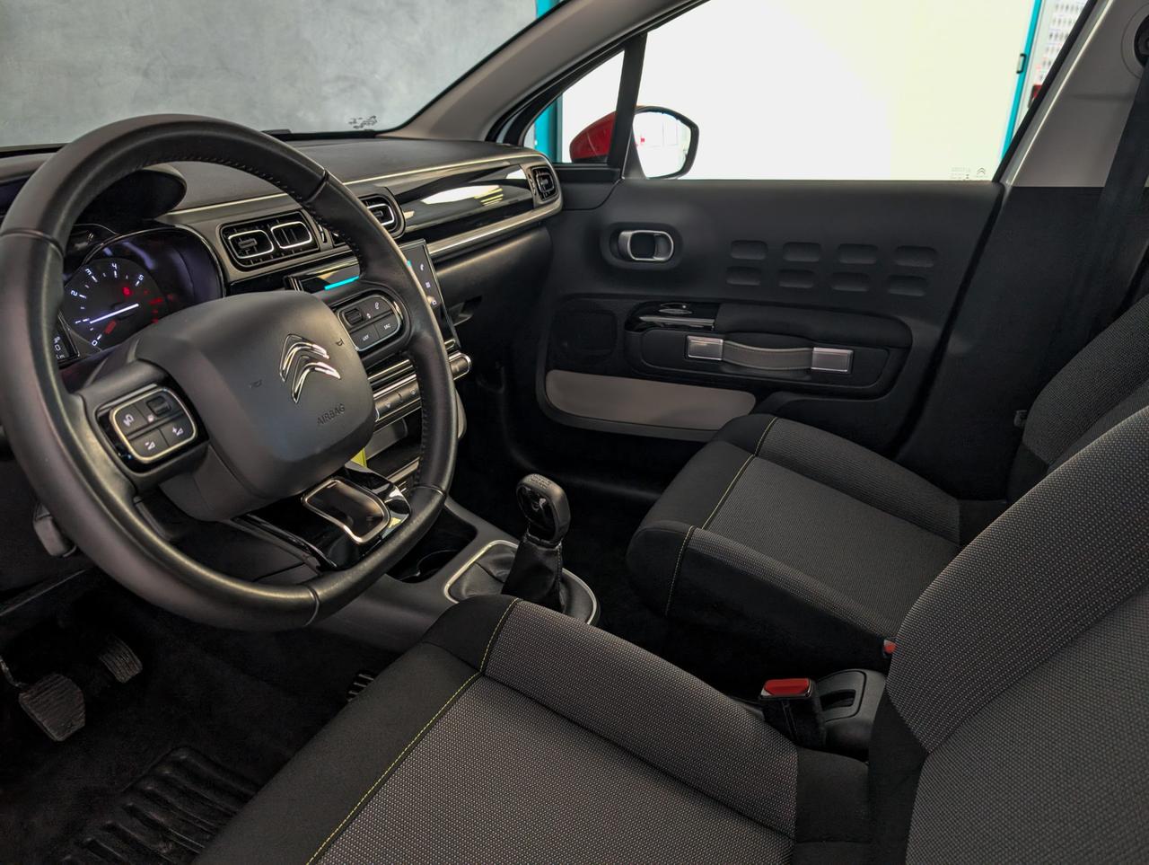 Citroen C3 1.2 puretech 83cv Shine