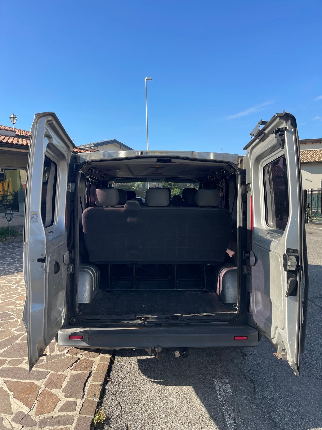 Opel Vivaro 27 2.0 CDTI 120CV PC-TN Combi 9 posti