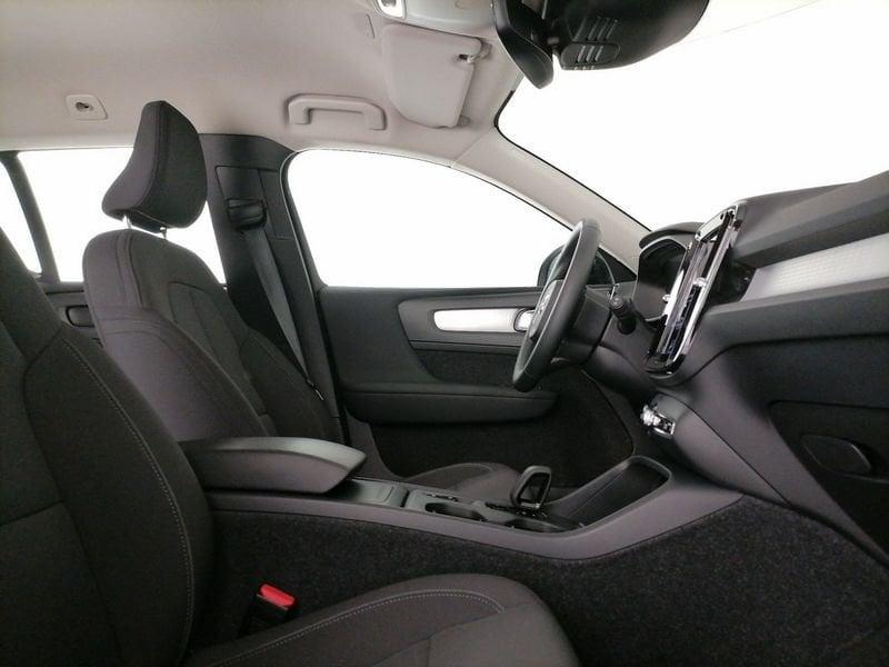 Volvo XC40 1.5 t3 Momentum Pro 163cv auto my21