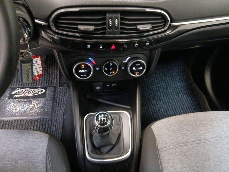 FIAT Tipo 5p 1.0 Cross 100cv