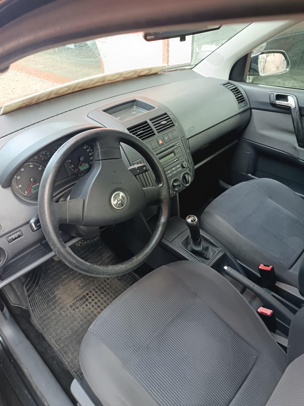 Volkswagen Polo 1.2/64CV 12V 5p. Comfortline
