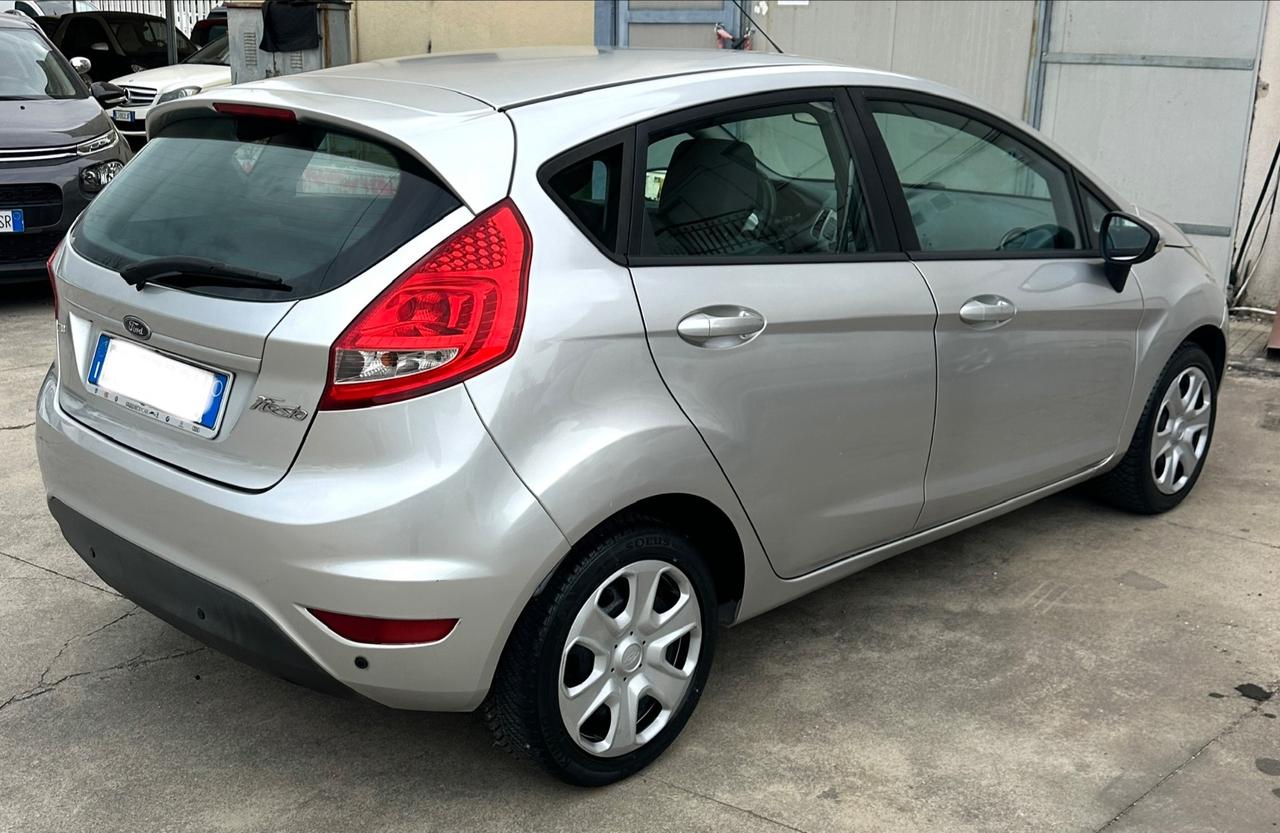 Ford Fiesta 1.4 TDCi 68CV 5p. Titanium