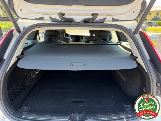 VOLVO V60 Cross Country D4 AWD Geartronic Pro