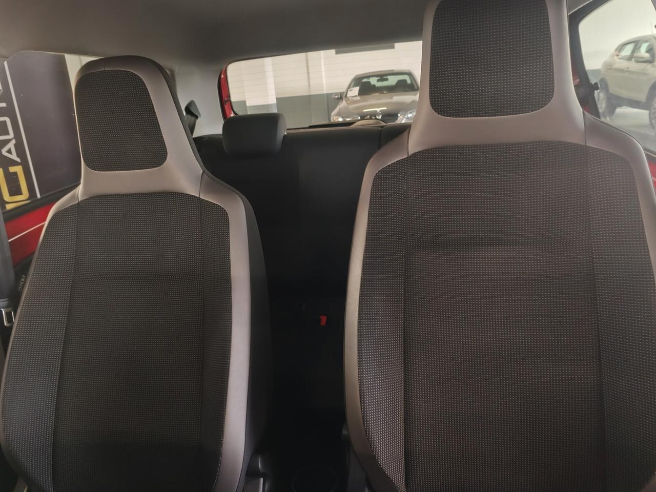 Volkswagen up! 1.0 5p. move