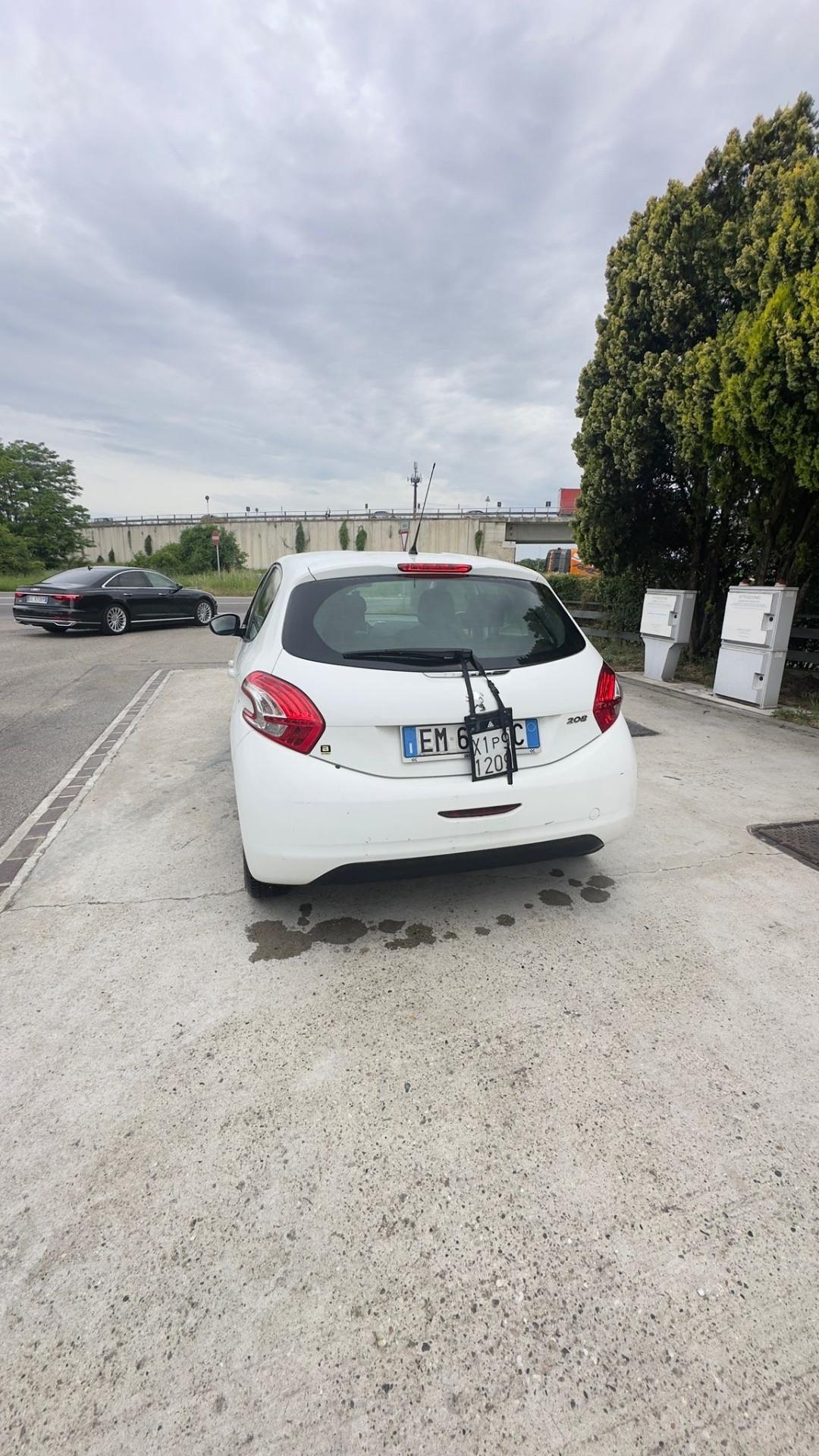 Peugeot 208 1.2 VTi 82 CV 5 porte Access