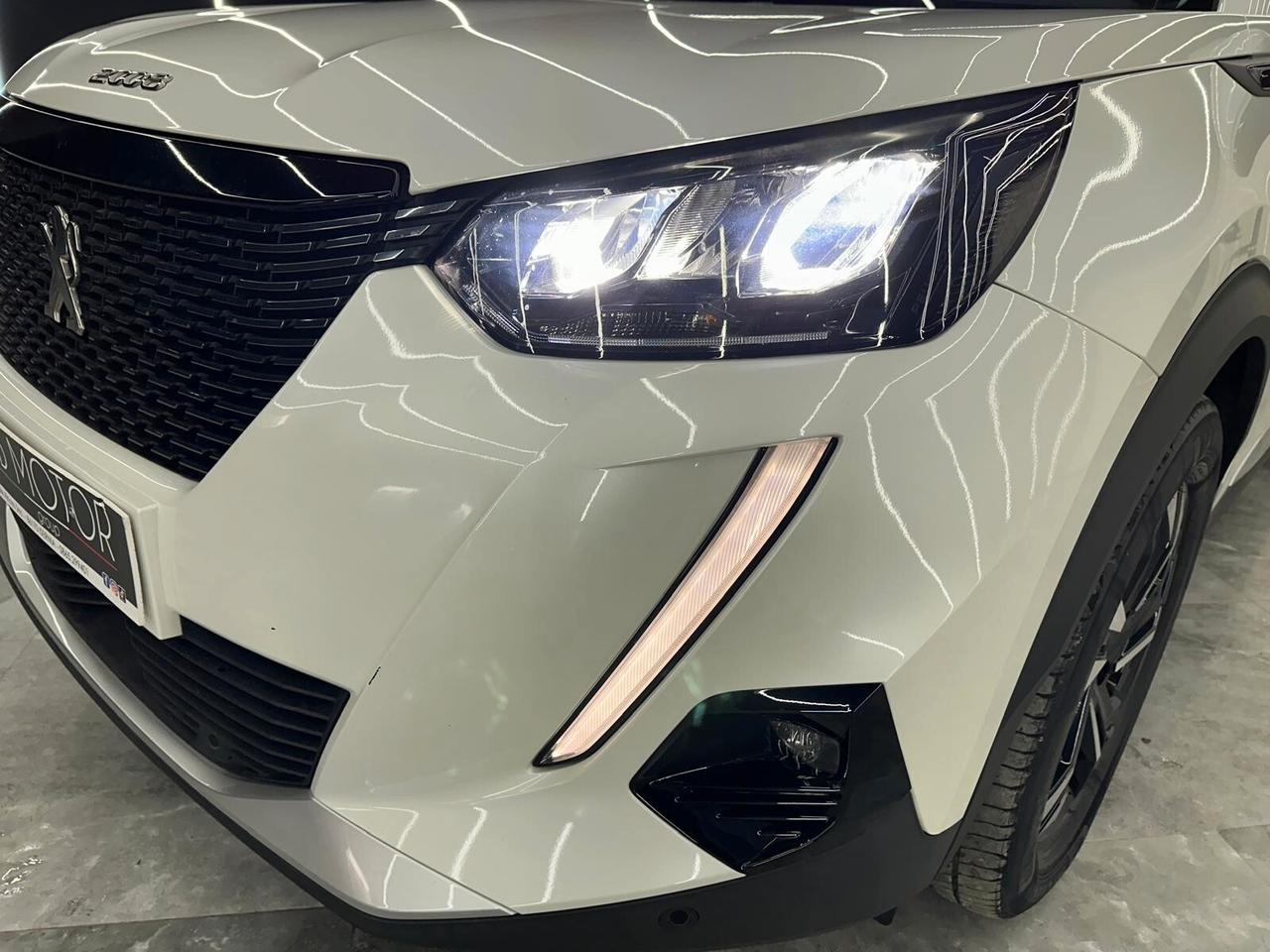 Peugeot 2008 PureTech 130 S&S Allure