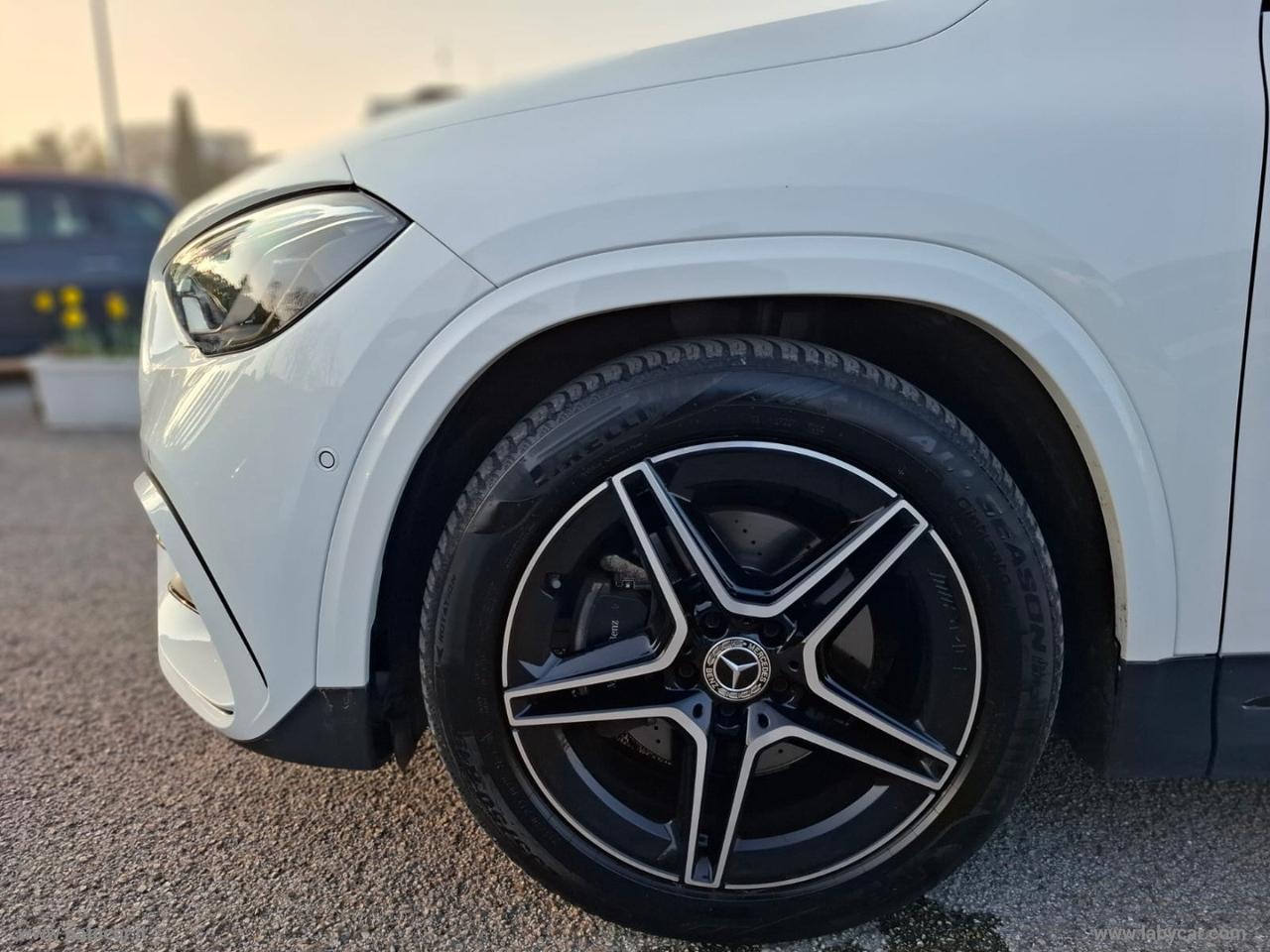 MERCEDES-BENZ GLA 200 d Automatic AMG Line Adv.Plus