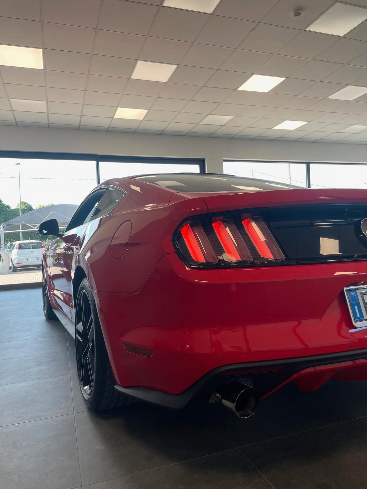 Ford Mustang Fastback 2.3 EcoBoost