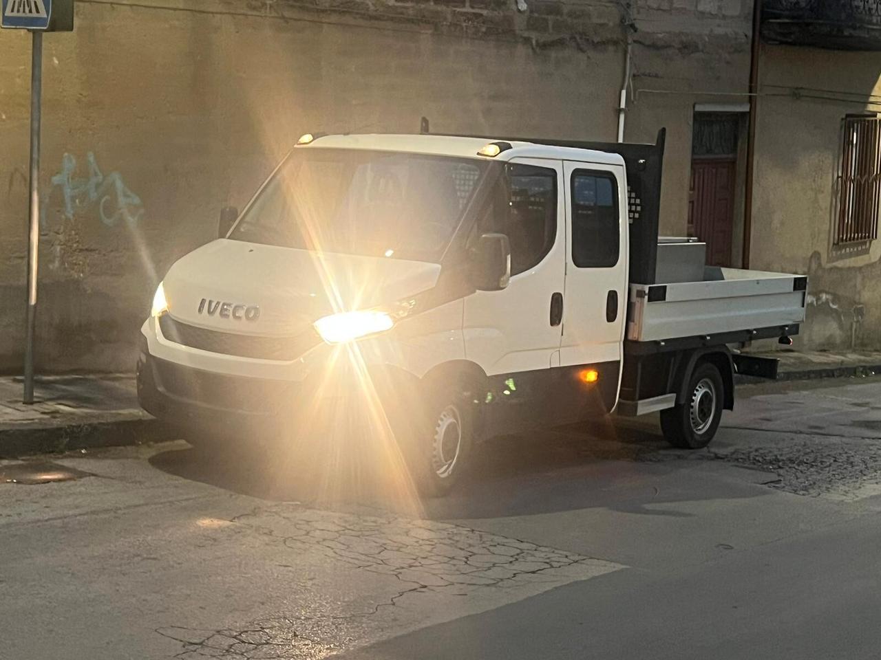 IVECO DAILY 2.3 TDCI 7 POSTI
