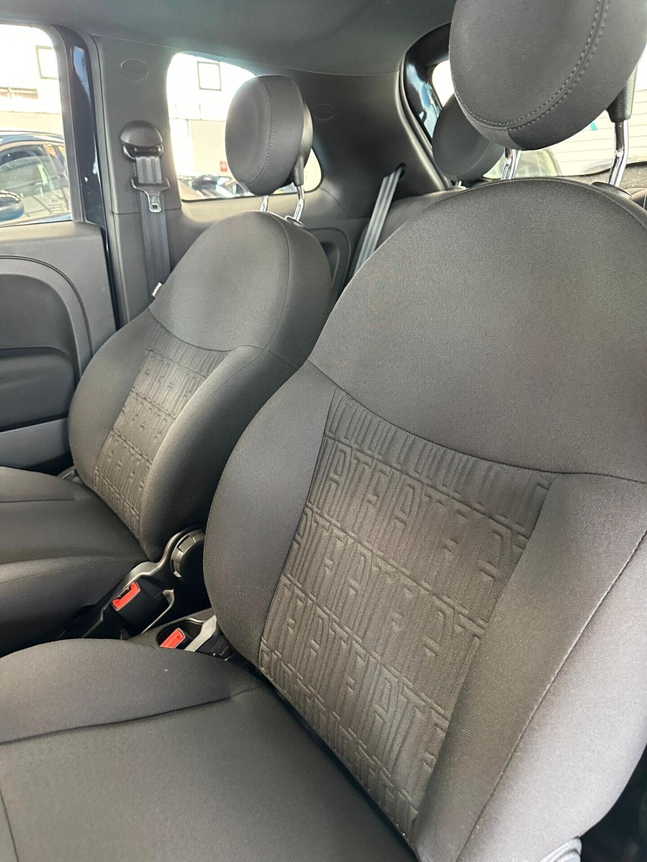 Fiat 500 1.0 hybrid DOLCEVITA 2024 km aziendale