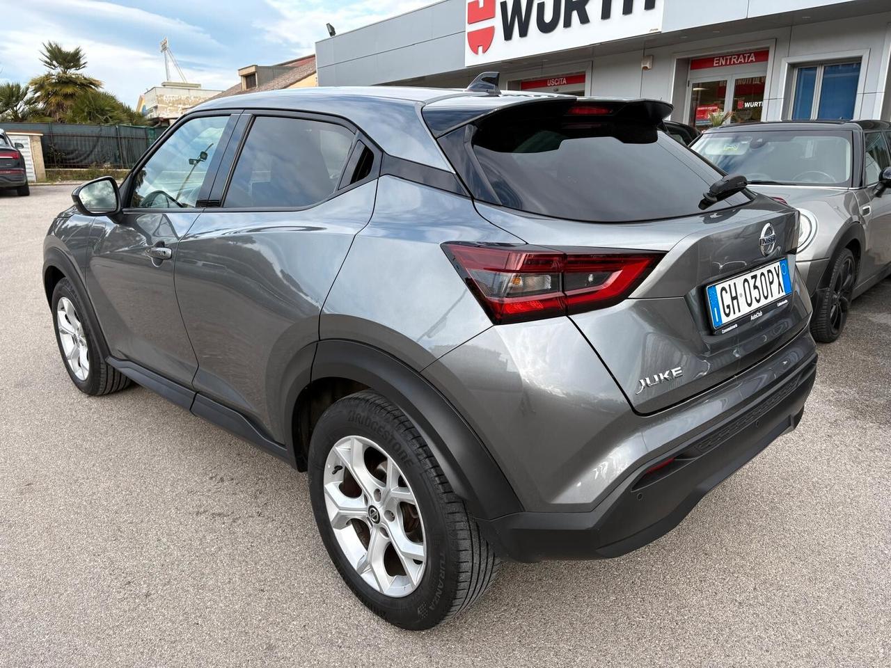 Nissan Juke 1.0 DIG-T 114 CV N-Connecta