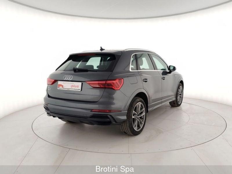 Audi Q3 45 TFSI e S tronic S Line Edition
