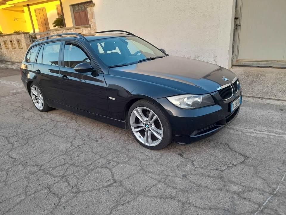 BMW 318 D TOURING
