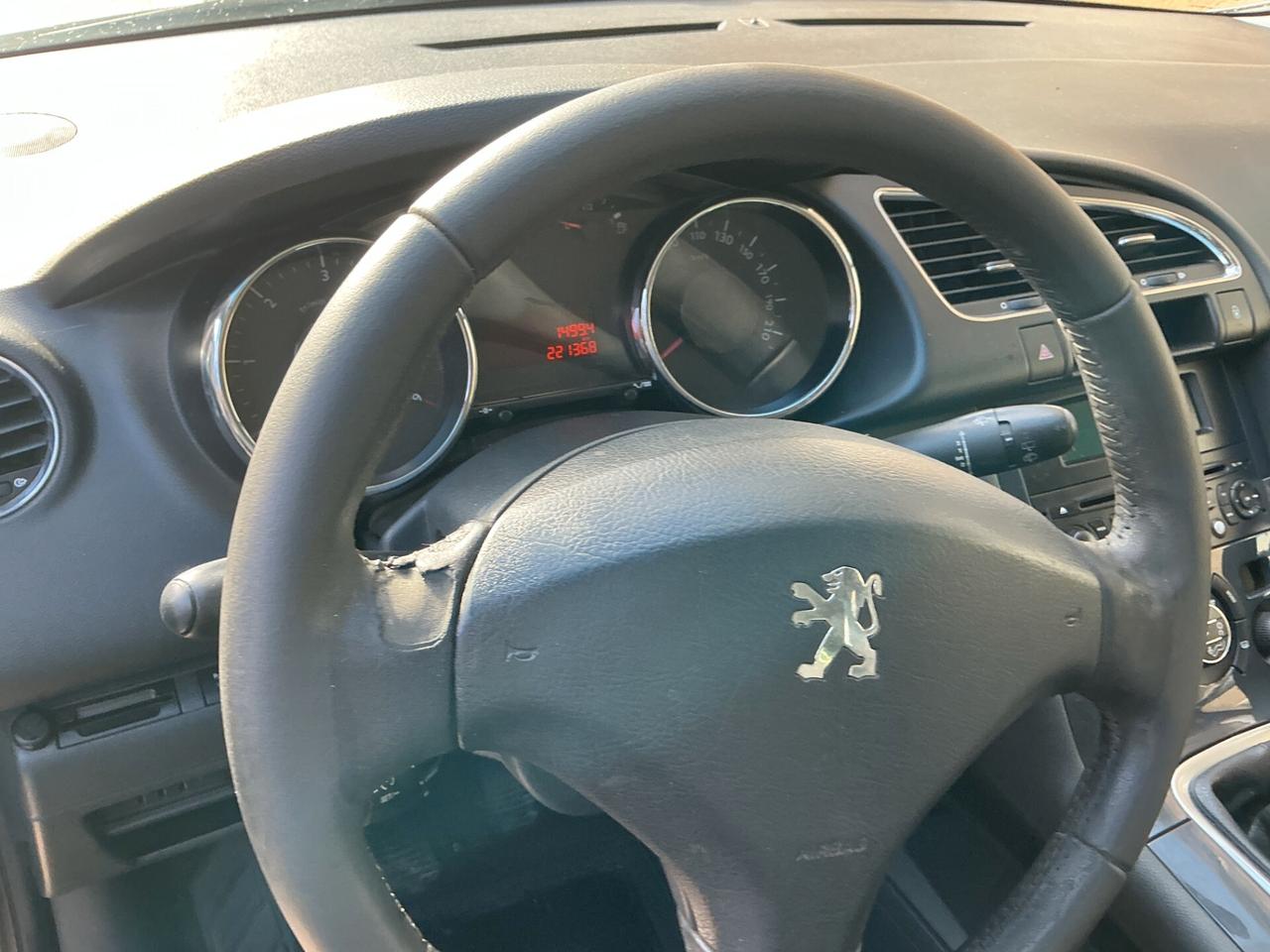 Peugeot 3008 1.6 HDi 110CV Business